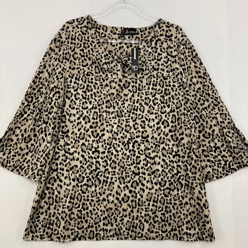 NWT New Directions size XL Brown Leopard Stretch Twist Front Flare Sleeve Blouse